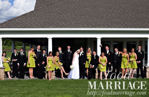 Rivercrest Golf Club Haggerty Wedding Party Picture @FoodMarriage